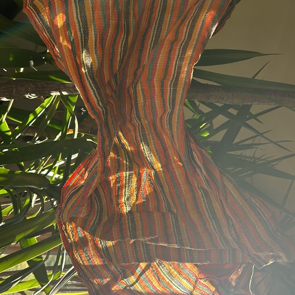 Linen Wrap - Picture 2 of 4